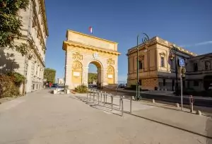 Nettoyage de monuments historiques par drone